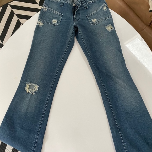 Marciano Jeans Like New - Picture 1 of 3